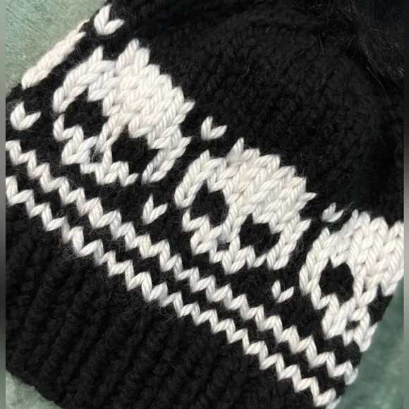 Handmade Hand Crafted Adult Knit Skull hat black and white - Picture 6 of 6